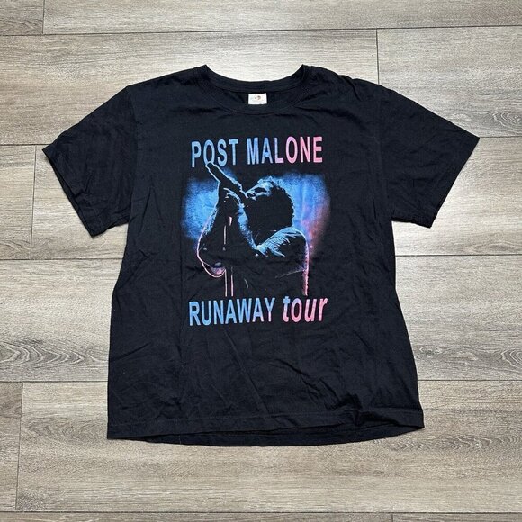 Post Malone Runaway Tour Graphic Shirt Mens Size M Double Sided - Picture 1 of 5